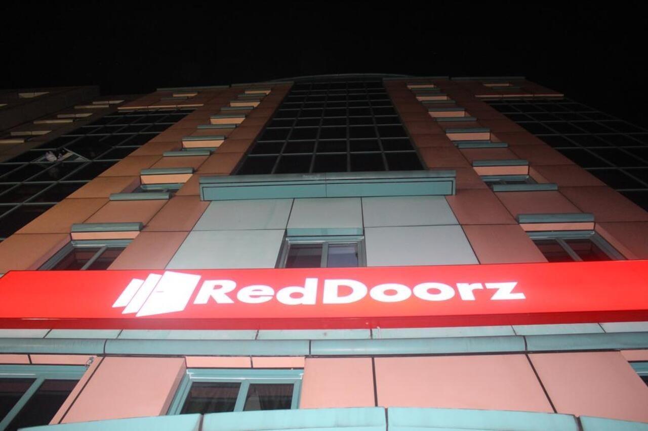 Reddoorz @ Aljunied Hotel Singapore Exterior photo